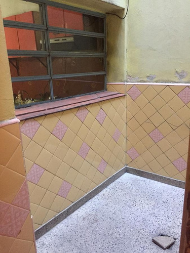 Imagen 20 de 22 de Ph A Reciclar - Estados Unidos Al 700 - San Telmo