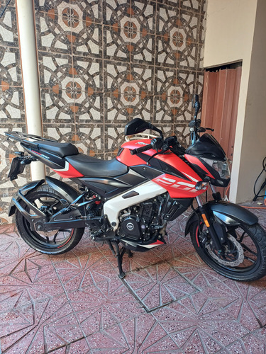 Bajaj Rouser Ns 200 Sin Detalles , Titular Al Dia