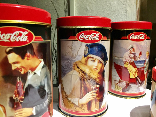 Juego De 8 Latas De Colección De Coca Cola Antiguas