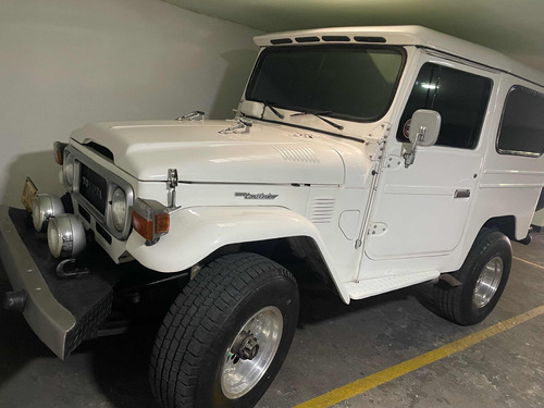 Toyota Land Cruiser 4.2 Fj40