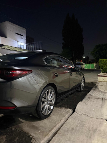 Mazda 3, 2019. Versión Más Equipada