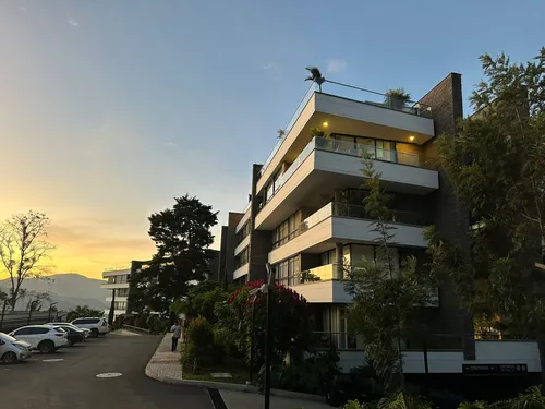 Apartamento En Venta En Loma Del Escobero. Cod V12466