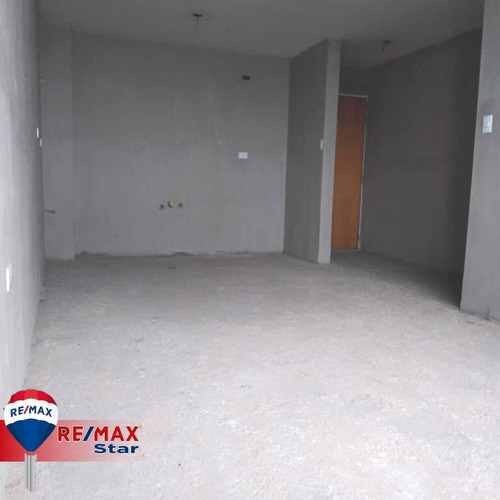 Imagen 4 de 8 de En Venta Apartamento Residencia Altavista Casa Club Zona Oeste