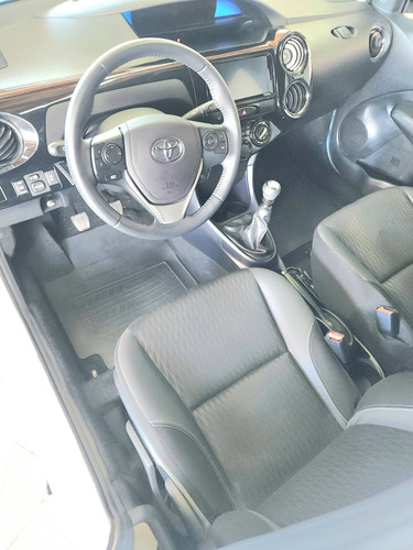 Toyota Etios 1.5 Xls At