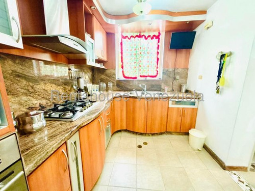 Ji 25-19736. En Venta Casa De 115m2 Ubicada En Guatire, Residencias Villa Avila.
