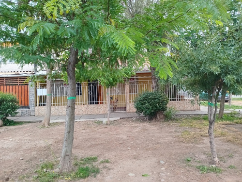 Espaciosa Casa Esquina En Venta En San Ramón