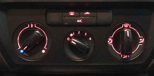 Imagen 13 de 15 de Volkswagen Jetta 2017 4p Trendline L5/2.5 Man