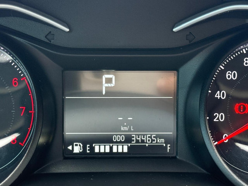 Chevrolet Onix Plus 10tat Lt1