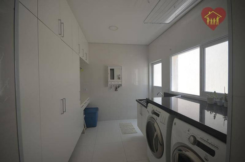 Sobrado Alto Padrão Com 5 Suítes, Piscina E Churrasqueira, Apenas 150m Da Praia Em Itanhaém. - So0202