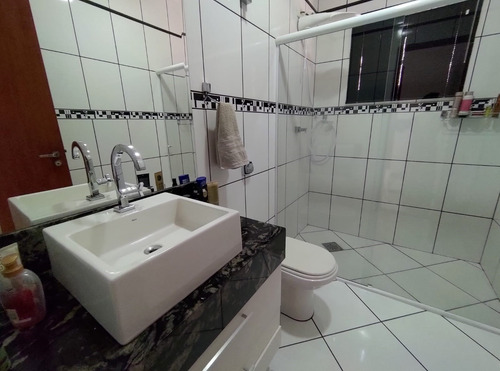 710 Mil / Casa À Venda Com 2 Quartos Em Valinhos/sp