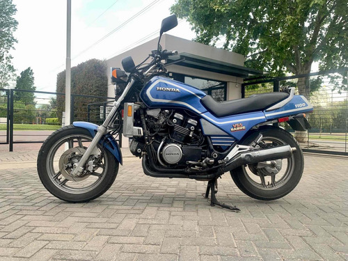 Imagen 9 de 9 de Honda Sabre V65