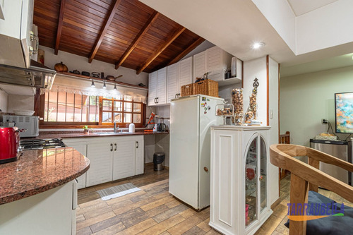 Venta De Dúplex 5 Ambientes En Ramos Mejía