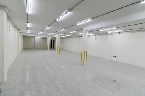 Imagen 5 de 17 de Bodega En Arriendo En Bogota El Toberín