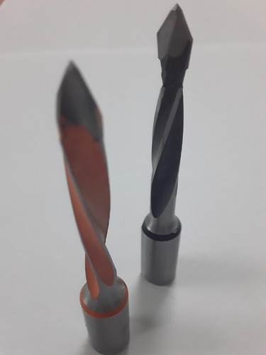 Imagen 3 de 9 de Mecha Fresa Tugsteno Madera Pasante Izquierda 7mm X70