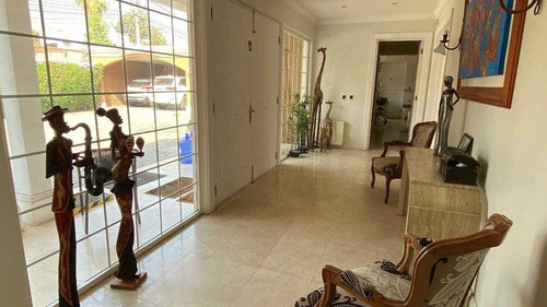 Imagen 5 de 21 de Exclusiva Casa Estilo Georgian