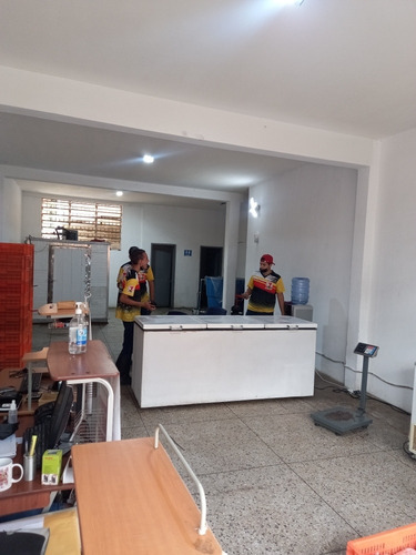 Imagen 4 de 4 de La Candelaria Alquiler De Local Luz Castro