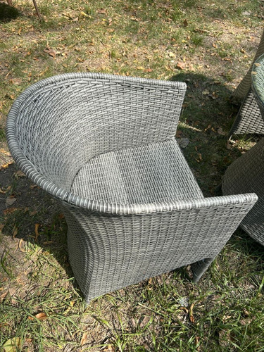 Imagen 4 de 10 de Juego De Jardin Mesa+ 3 Sillones Ratán +fogonero De Obsequio