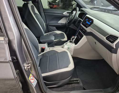 Volkswagen T-Cross 1.4 250 TSI TOTAL FLEX HIGHLINE AUTOMÁTICO