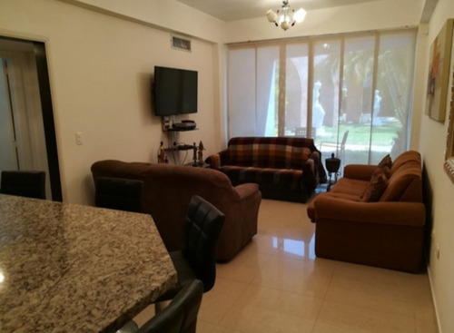 Imagen 2 de 6 de Venta De Apartamento Lecheria Ventanas Al Mediterraneo