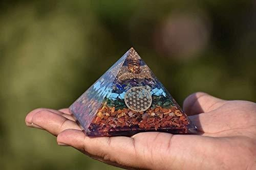 Pirámide Real Crystal Seven Chakra Orgone Pyramid - 7 Chakr