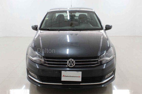 Imagen 8 de 15 de Volkswagen Vento 2018 4 Cilindros