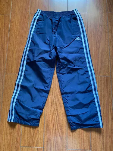 Pantalon impermeable adidas new arrivals