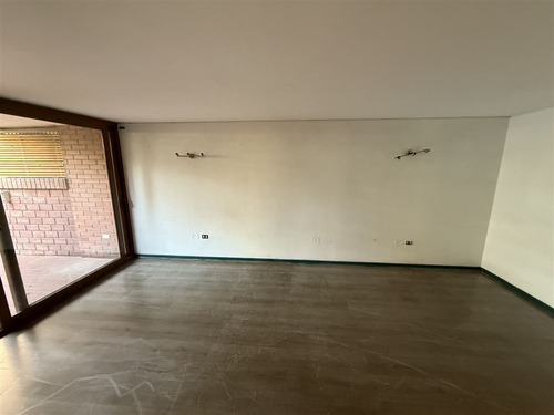Departamento En Venta De 2 Dorm. En Las Condes