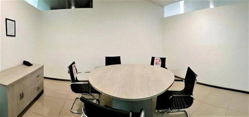 Oficina Amueblada En Renta Con Todos Los Servicios Incluidos En Carretas, Querétaro.