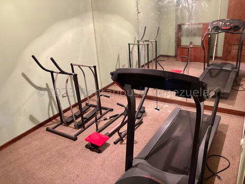 Espectacular Casa En Venta, Ubicada En Calle Cerrada Altamira Mls #23-28792
