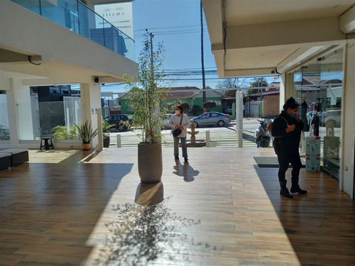 Arriendo Local Comercial En La Serena, Calle Juan Soldado.