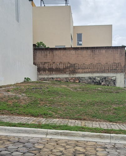 Se Vende Hermoso Terreno Plano En Lomas De Angelopolis I