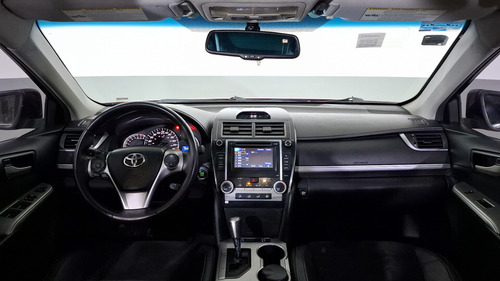 Toyota Camry 3.5 SE V6 6AT