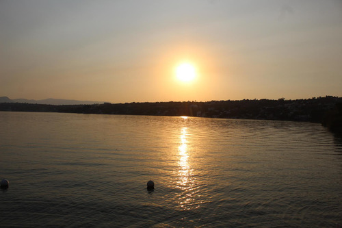 Casa A Orilla Del Lago De Tequesquitengo