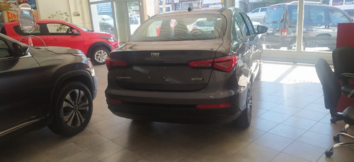 Imagen 9 de 15 de Fiat Cronos Precision