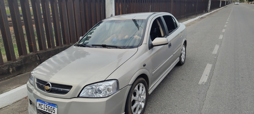 Chevrolet Astra Sedan 2.0 Elegance Flex Power 4p