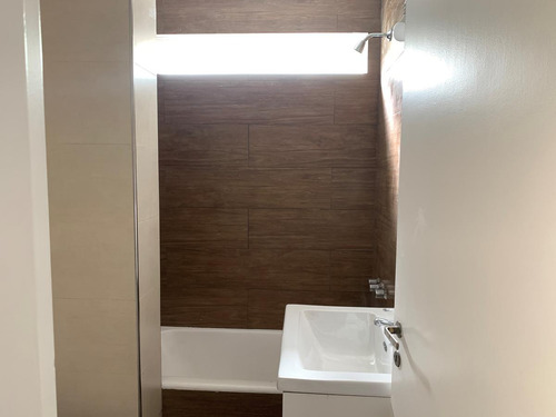 Departamento 3 Ambientes-venta-flores -reciclado A Nuevo-