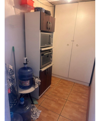 Cómoda Casa En Lo Espejo