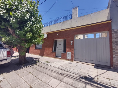 Venta- Casa 5 Amb. C/ Garage Y Dpto 3 Amb. 1° Piso- El Parque 9400- Podesta