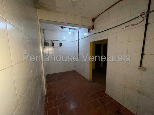 Alquiler De Casa Comercial En Guatire/mls #25-9513 Bp