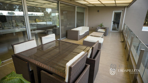 Casa En Venta En Pilara Sobre Lote Interno - La Berlina - Urdapilleta Propiedades