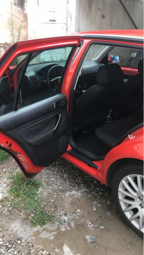 Volkswagen Golf 1.6 S.r