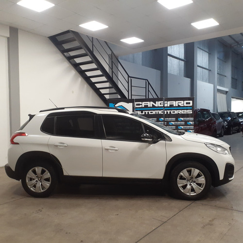 Peugeot 2008 1.6 Allure am20
