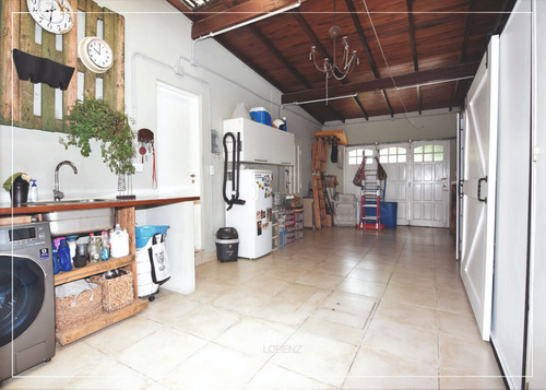 Colina De Peralta Ramos- Espléndido Chalet 5 Ambientes C/cochera