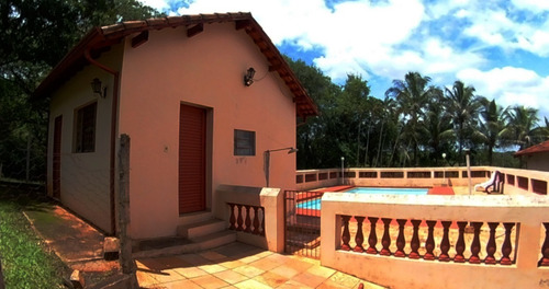 Chácara 7381,50m2,casa 247m2 3 Dorms 2 Suítes,5 Banheiros,4 Vagas,casa Sede E Caseiro,piscina,churrasqueira,2 Ranchos,portão Eletronico - Ch00043 - 69181603