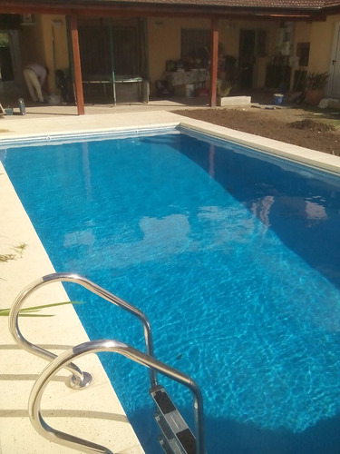 Imagen 2 de 9 de Piscina De Hormigón Completa 8x4 $ 2700000