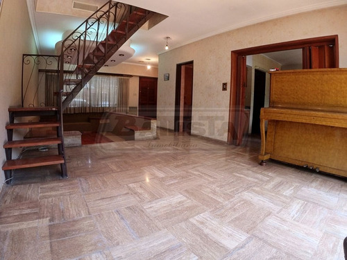 Imagen 3 de 17 de Casa En Venta En Ramos Mejia Centro