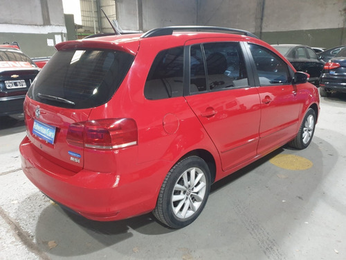 Imagen 3 de 10 de Volkswagen Suran 1.6 Highline Gnc - 2016 - Permuto Financio