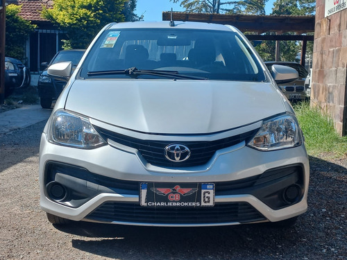 Toyota Etios 1.5 Sedan X