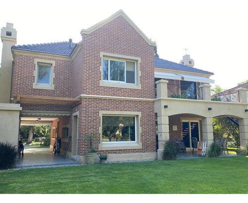 Casa En Alquiler En Barrio Privado Saint Thomas N/s - Canning