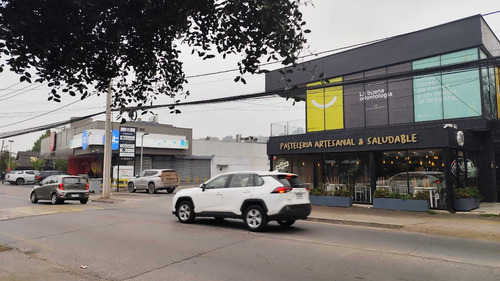 Local Comercial Strip Center, Curicó (90426)